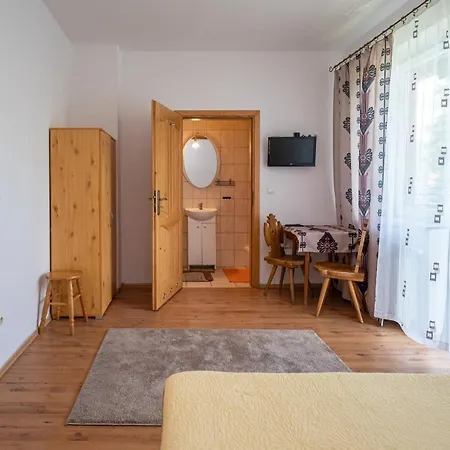 Privatunterkunft Skorusa *