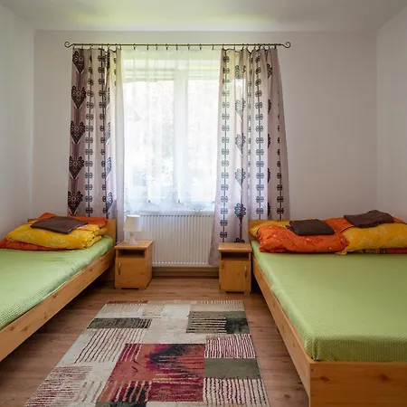 Проживание в семье Skorusa *